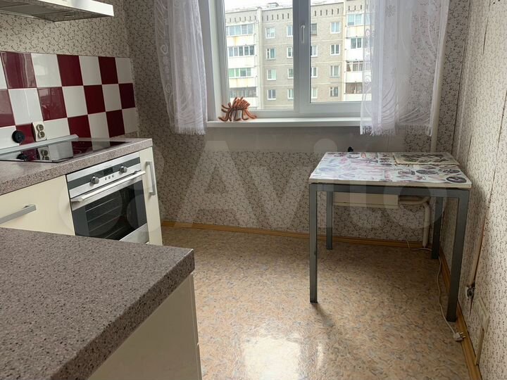 2-к. квартира, 46,9 м², 8/10 эт.