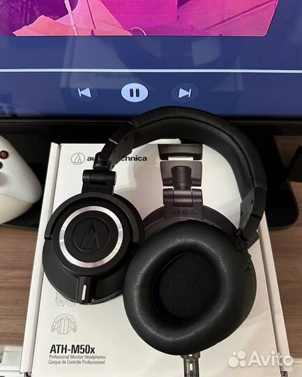 Полноразмерные наушники Audio-Technica ATH-M50x