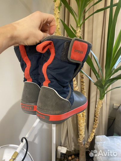 Crocs