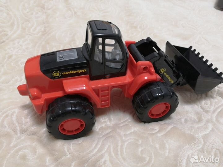 Музыкальные игрушки и книжки