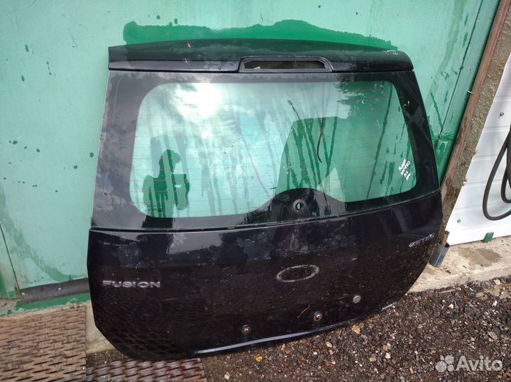 Крышка багажника Ford Fusion 2002-2012