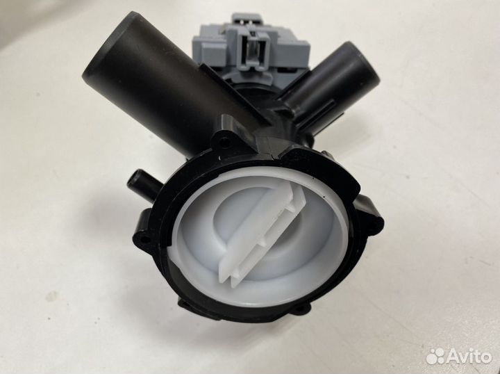 Новый+гарантия Помпа/насос в сборе Bosch/Siemens