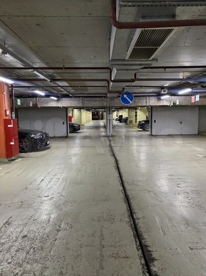 Машиноместо, 14 м²