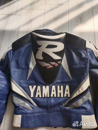 Мотокуртка кожаная