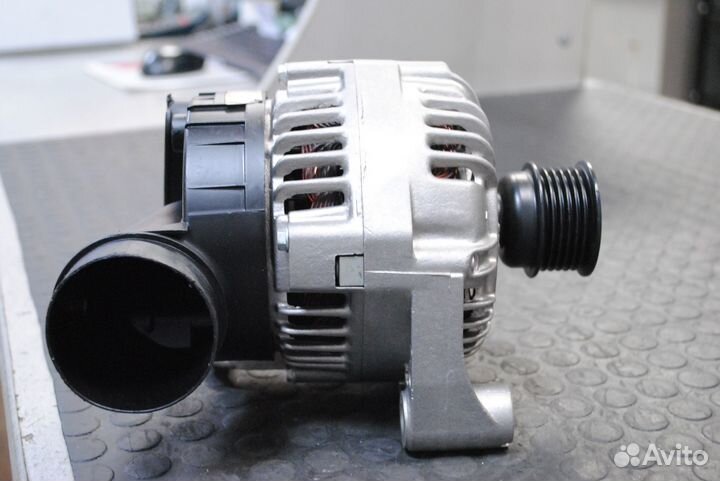 Генератор BMW E36, E34 2.0, 2.5, 2.8 80А