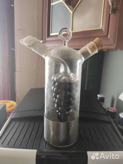 Стеклянная емкость для масла и уксуса