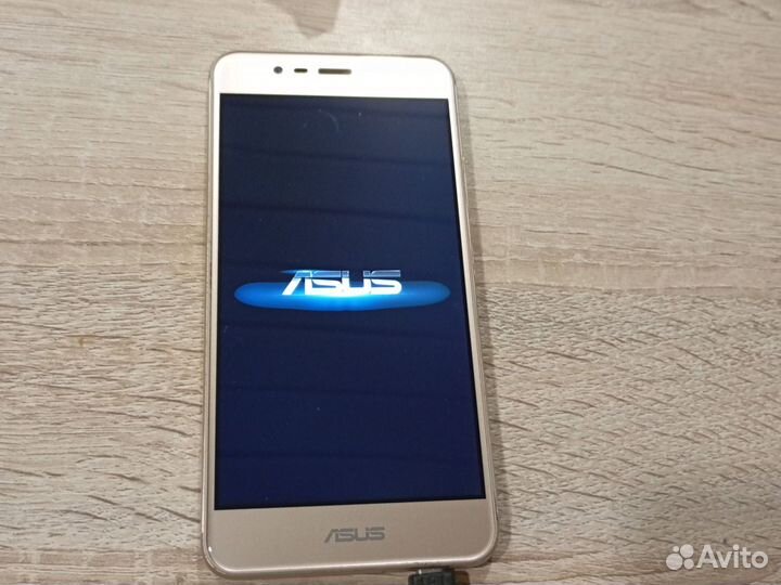 ASUS ZenFone 3 Max ZC520TL, 2/16 ГБ