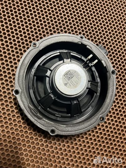 Porsche cayenne 958 динамик в дверь 7p5035710A