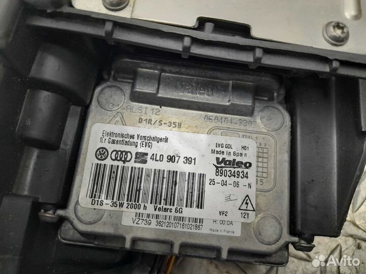 Фара правая Audi Q7