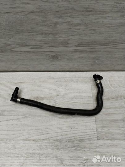 Шланг расширительного бачка Mercedes C-Class W204