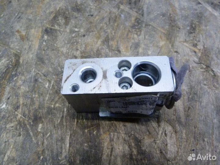 Клапан кондиционера Renault Sandero 2014 (N108870E