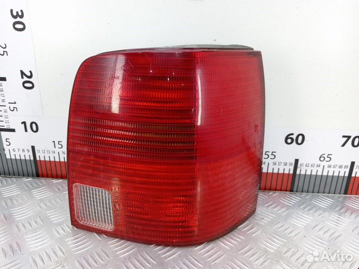 Фонарь задний для Volkswagen Passat 5 3B9945096K
