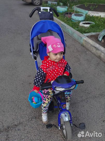 Трехколесный велосипед