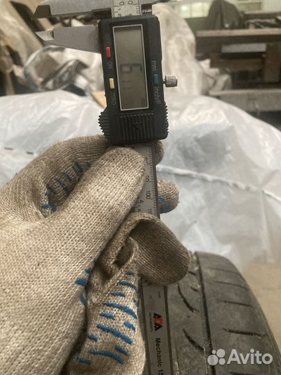 Dunlop SP Sport LM704 205/60 R16