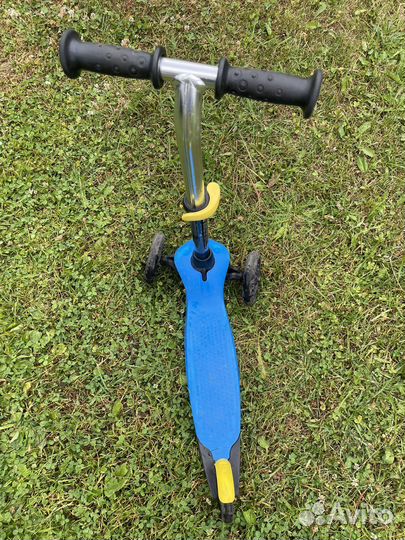 Самокат детский трехколесный