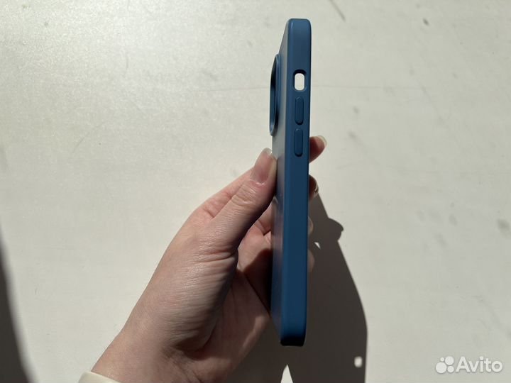 Оригинальный чехол для iPhone 13 Pro с MagSafe