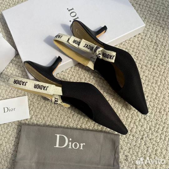 Женские туфли dior