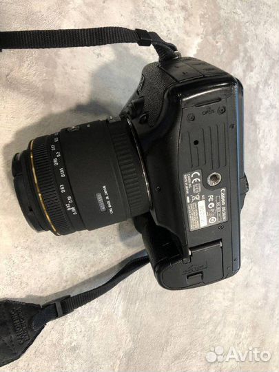 Зеркальный фотоаппарат Сanon 5D