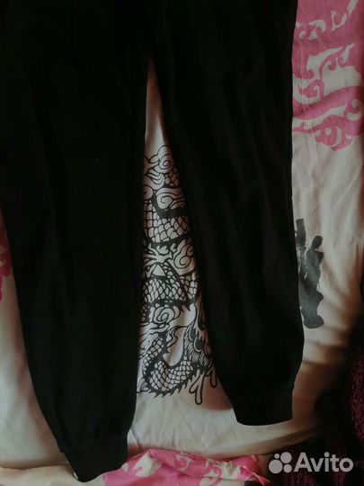 Спортивная одежда 42-44,44