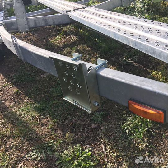 Подножки для лодочного прицепа оцинкованные