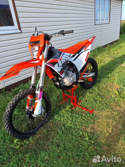 Kews K23 Полноразмерный