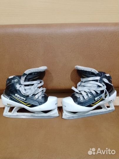 Хоккейные коньки bauer