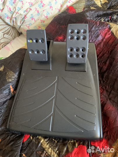 Игровой руль Logitech Driving Force GT