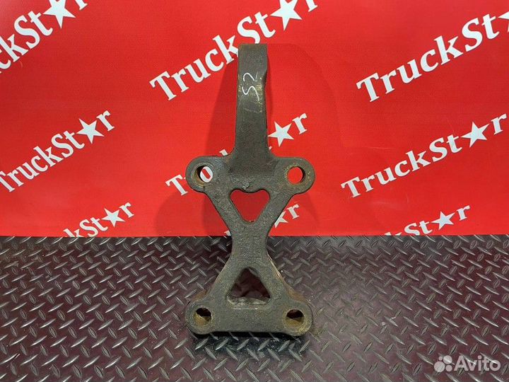 Кронштейн амортизатора заднего правый