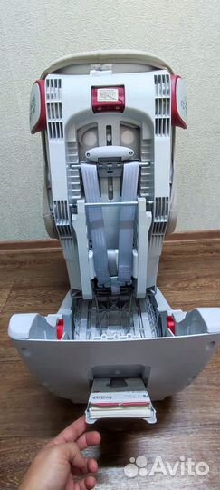 Автокресло britax romer