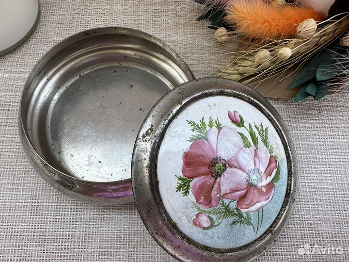 Шкатулка цветы финифть Ленэмаль СССР винтаж