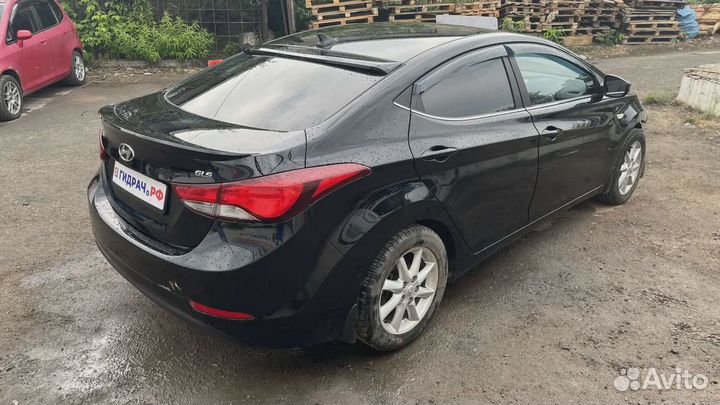 Плафон салонный Hyundai Elantra (MD) 92800A5000TX