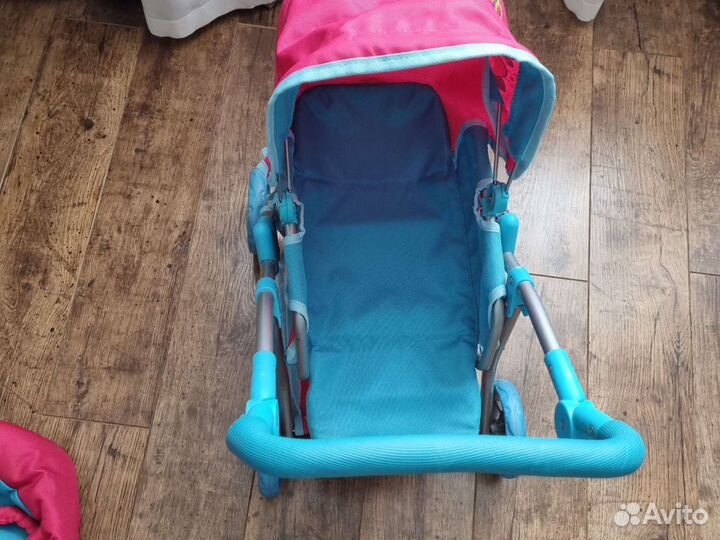 Коляска кукольная