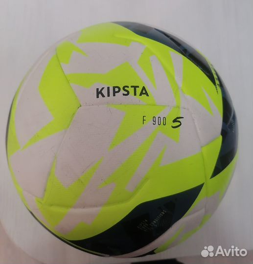 Футбольный мяч