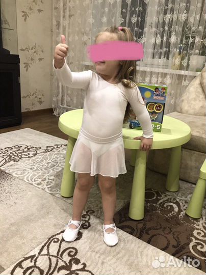 Купальник гимнастический и юбка 110/116