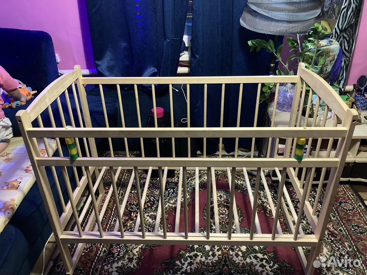 Детская кроватка