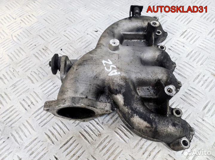 Коллектор впускной VW Sharan 1.9 ASZ 038129713AG