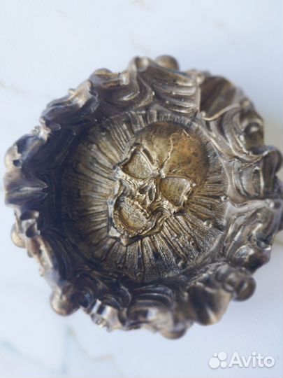 Пепельница из гипса