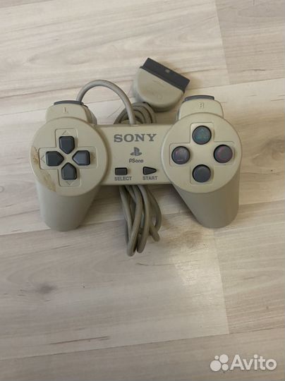 Два геймпада playstation 1