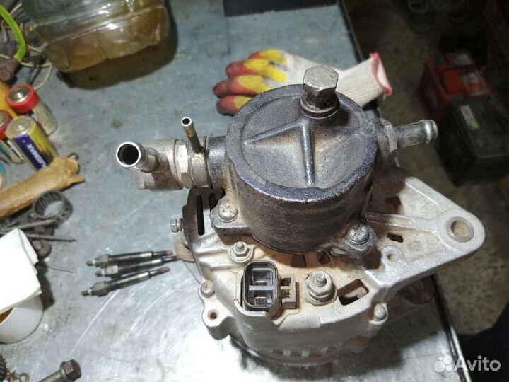 Генератор Nissan Atlas TD23 TD25 TD27