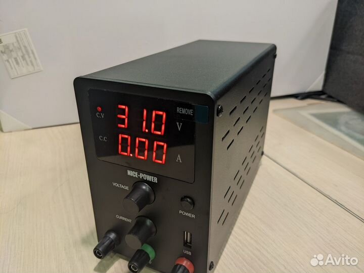 Лабораторный блок питания новый 30В -10A