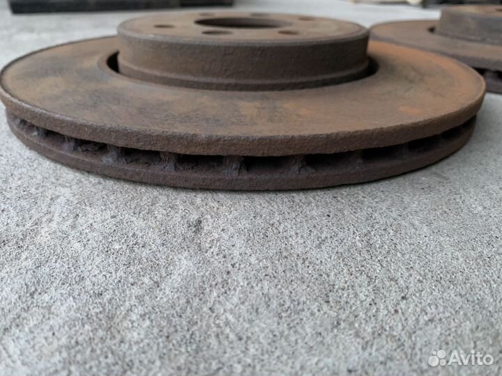 Диск тормозной передний Renault Megane 1