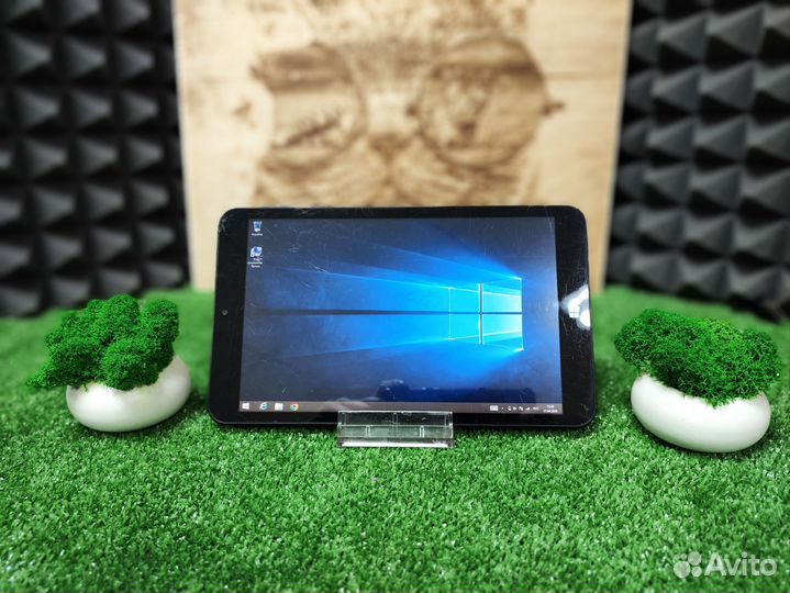 Планшет на Windows 8.1 1/12+флеш карта 16GB