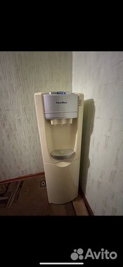 Куллер для воды с холодильником