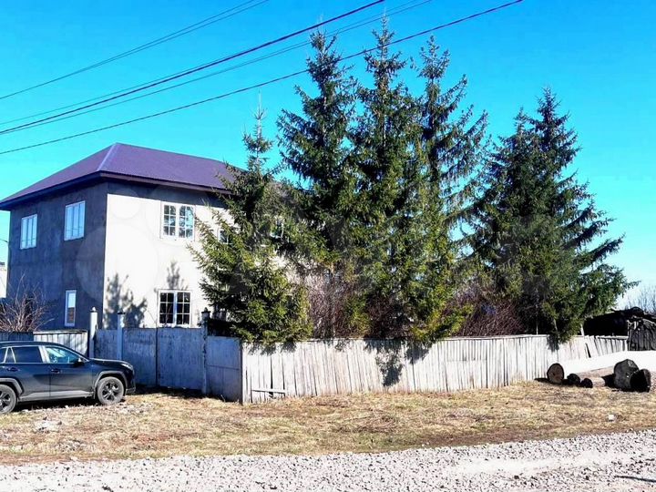 Дом 162,3 м² на участке 13 сот.