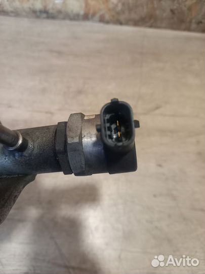 Рейка топливная Citroen C-Crosser