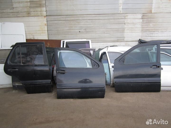 Двери Mercedes-Benz ML163 / W163
