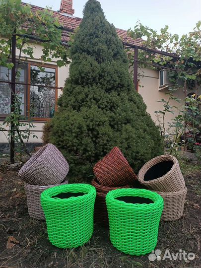 Кашпо из ротанга