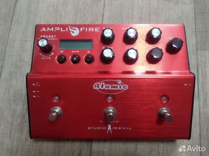Импульсный гитарный процессор Atomic Amplifire 3