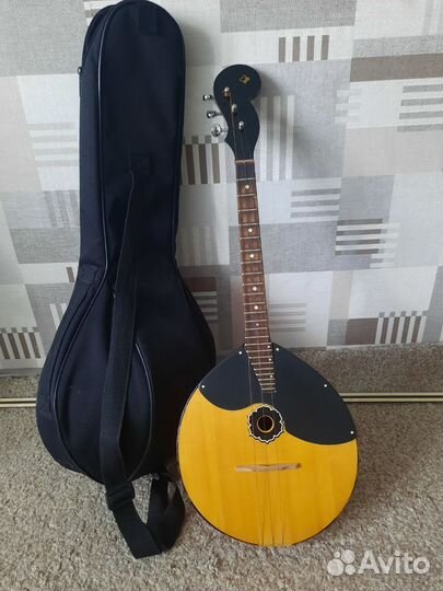 Домра малая