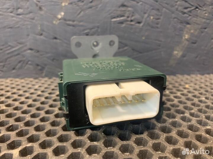 Блок управления центральным замком Lexus Rx 350